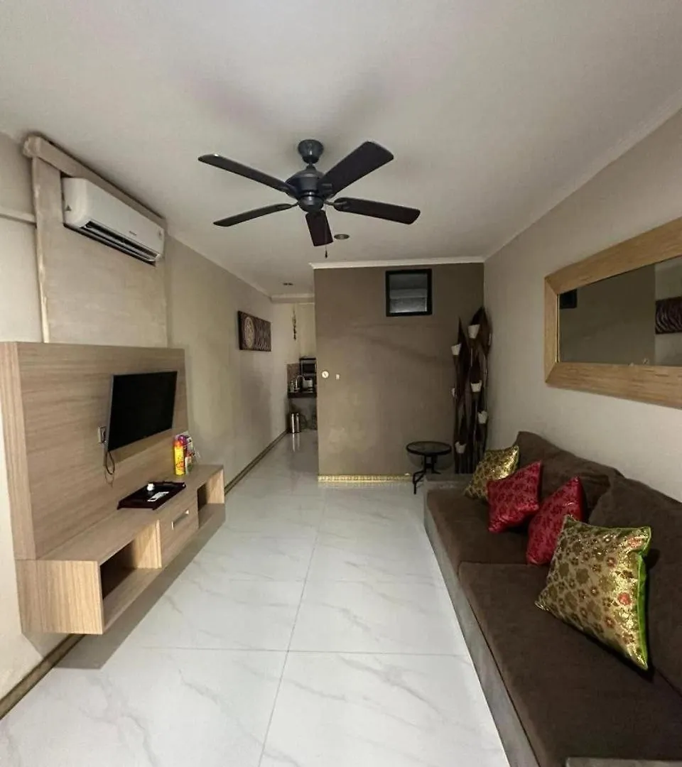 5 Bedroom Villa In Kuta With 2 Swimingpool