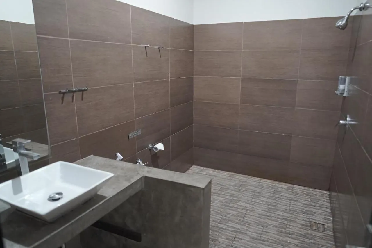 5 Bedroom Villa In Kuta With 2 Swimingpool  Kuta (Bali)